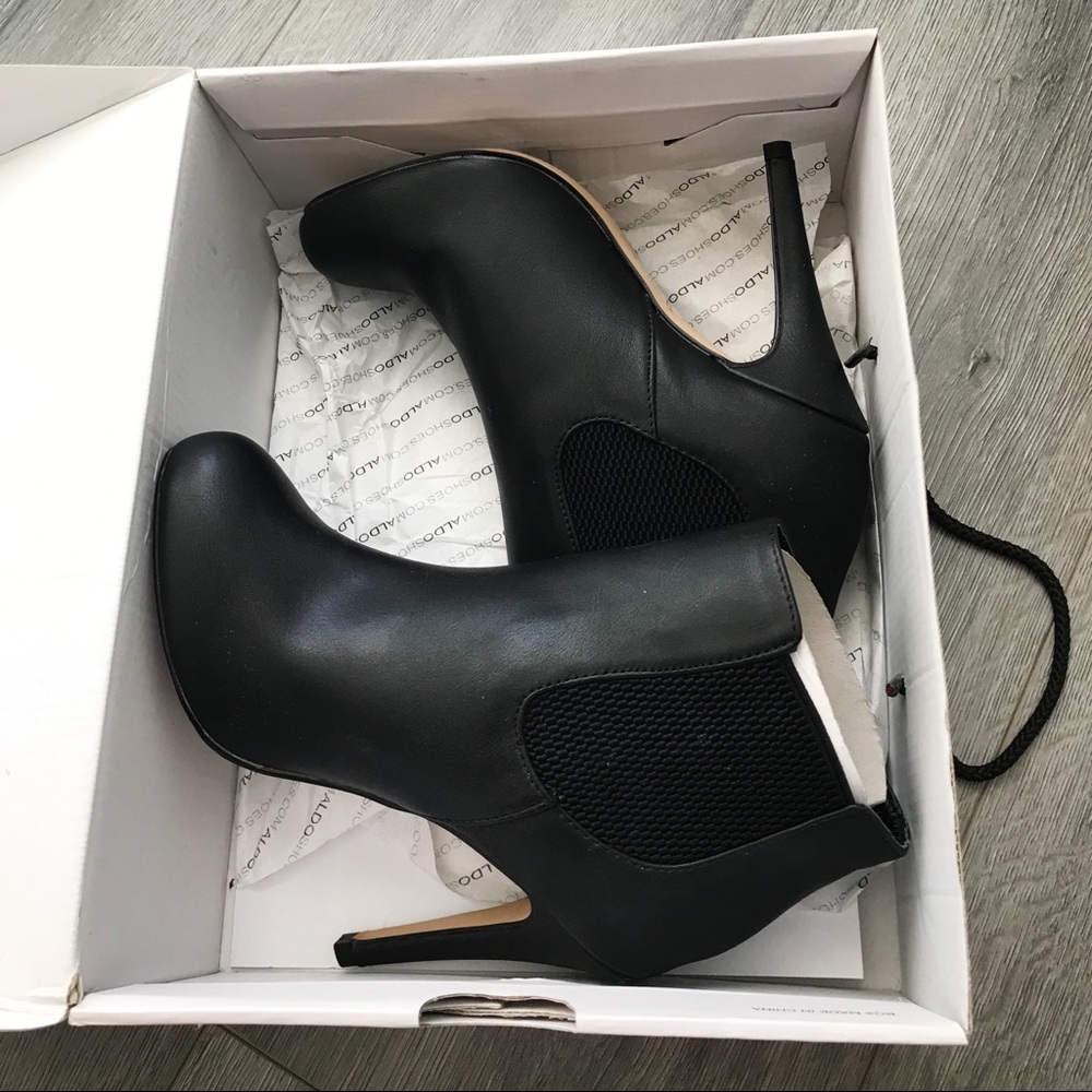 BRAND NEW ALDO Black Boot Bereda Heels